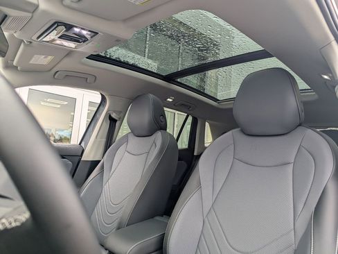 New 2026 Volkswagen Tiguan SE image 23