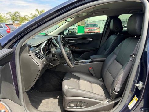 Used 2015 Chevrolet Impala LT w/ Convenience Package FWD image 17