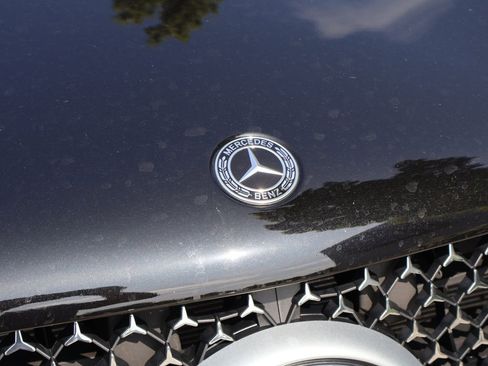 Certified 2024 Mercedes-Benz GLE 350 4MATIC image 2