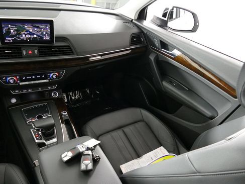 Used 2020 Audi Q5 2.0T Premium Plus AWD/4WD image 30