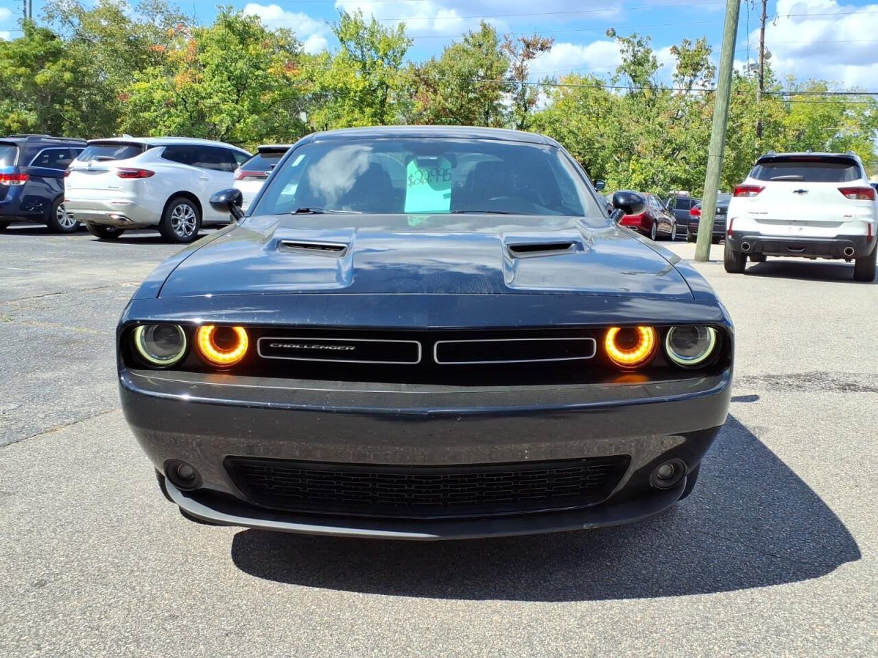 Used 2021 Dodge Challenger SXT w/ Plus Package RWD image 9