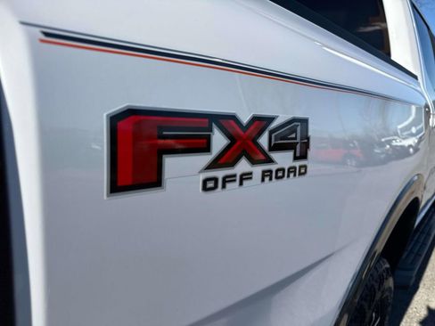 Used 2024 Ford Ranger Lariat w/ FX4 Off-Road Package image 12
