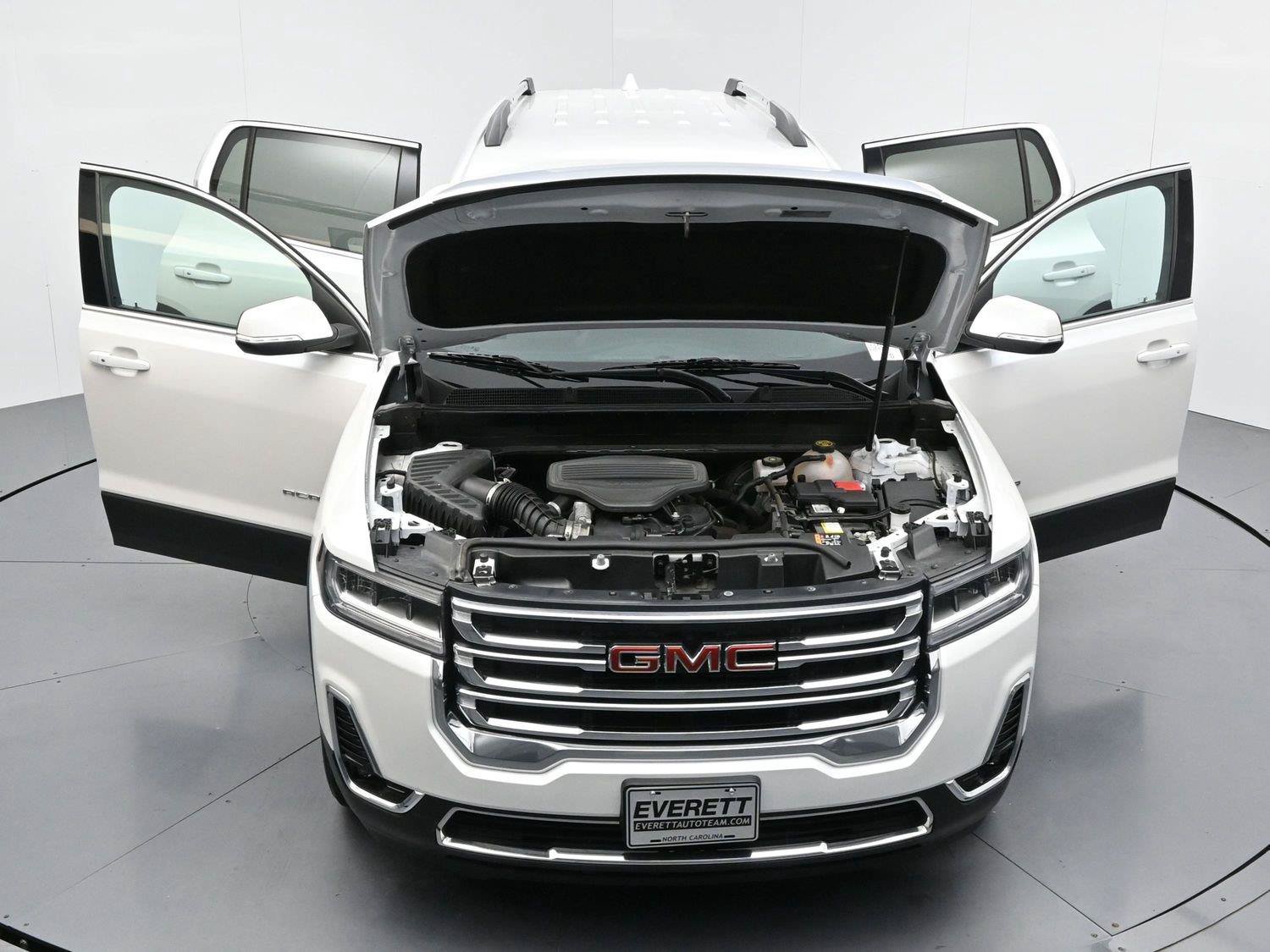 Used 2023 GMC Acadia SLT w/ LPO, Floor Liner Package AWD/4WD image 41