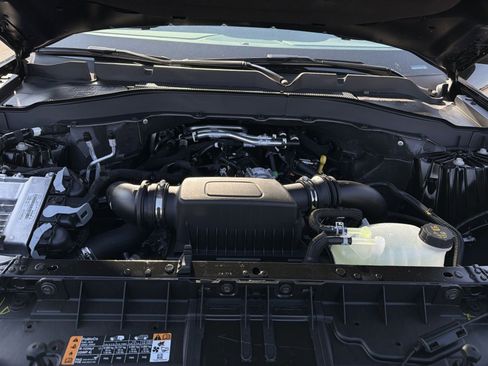 New 2026 Ford Explorer Tremor w/ Tremor Ultimate Package AWD/4WD image 38