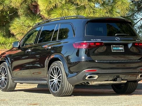 New 2026 Mercedes-Benz GLS 580 4MATIC image 6