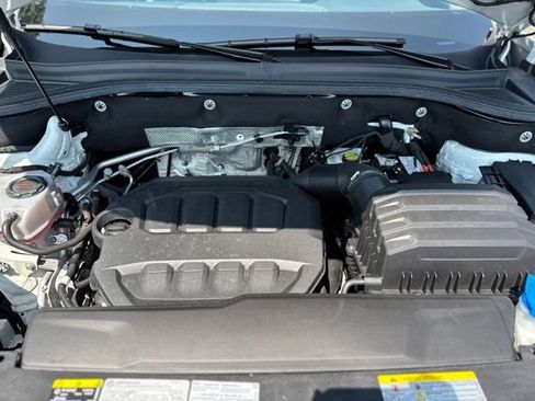 Used 2024 Volkswagen Atlas SE w/ Black Wheel Package AWD/4WD image 31