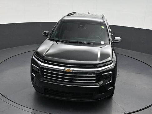 Certified 2026 Chevrolet Traverse LT FWD image 28