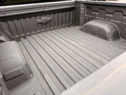 Used 2024 Chevrolet Silverado 1500 Custom Trail Boss w/ Turbomax Blackout Package AWD/4WD image 23