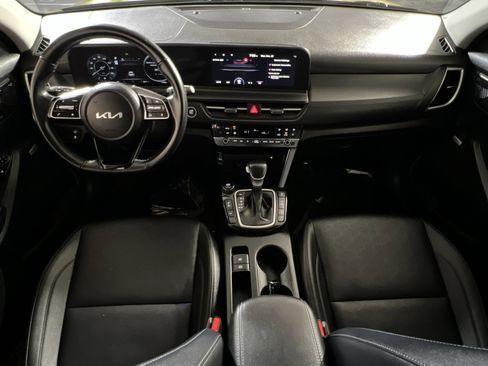 Certified 2024 Kia Seltos SX w/ SX Sunroof Package image 21