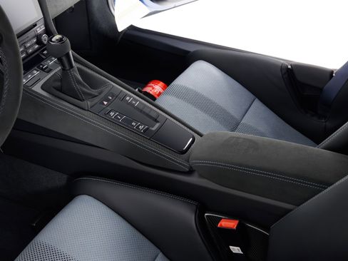 Used 2023 Porsche 718 Cayman GT4 RS RWD image 23