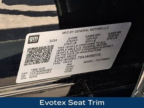 Used 2025 Chevrolet Silverado EV RST AWD/4WD image 31