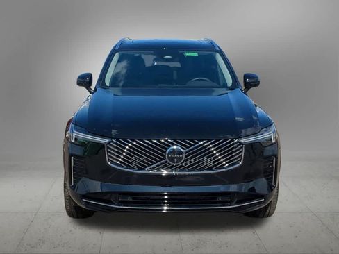 Certified 2026 Volvo XC90 B6 Plus AWD/4WD image 9