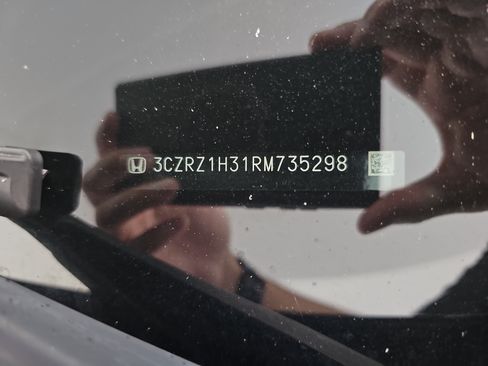 Certified 2024 Honda HR-V LX image 11