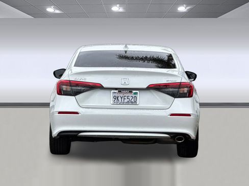Used 2024 Honda Civic Sport image 9