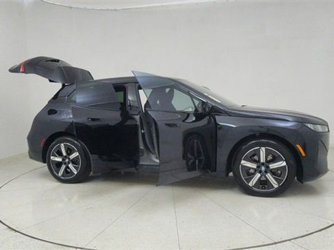Used 2026 BMW iX xDrive45 image 67