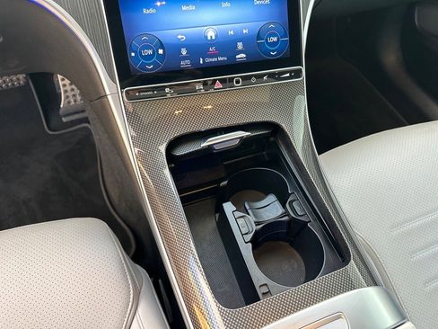 Used 2022 Mercedes-Benz C 300 Sedan image 19