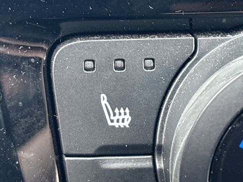 Used 2025 Toyota Grand Highlander AWD image 29