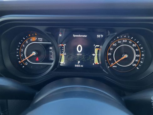 Used 2024 Jeep Wrangler Rubicon w/ Convenience Group image 16