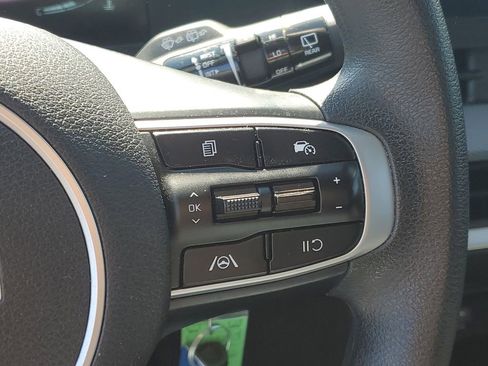 Used 2024 Kia Sportage LX FWD image 13