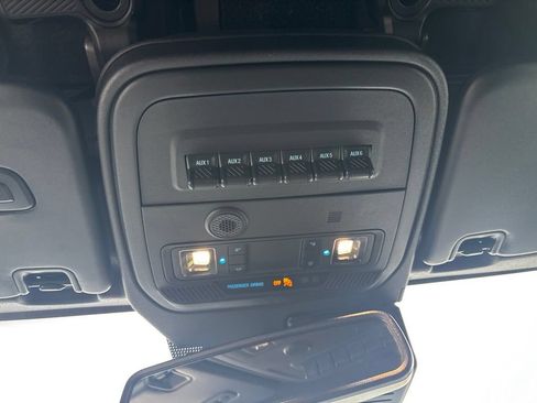 Used 2024 Ford Bronco Raptor w/ Interior Carbon Fiber Pack 6 AWD/4WD image 33
