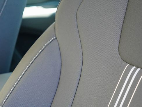 Certified 2025 Hyundai Elantra Hybrid FWD image 28