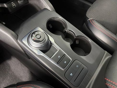 Certified 2025 Ford Escape ST-Line Select AWD/4WD image 22