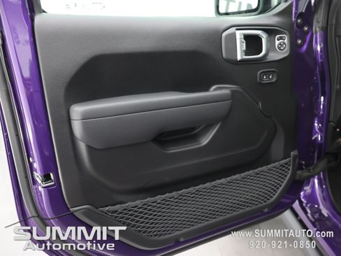 New 2026 Jeep Gladiator Sport AWD/4WD image 42