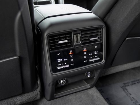 Certified 2023 Porsche Cayenne Turbo GT AWD/4WD image 49