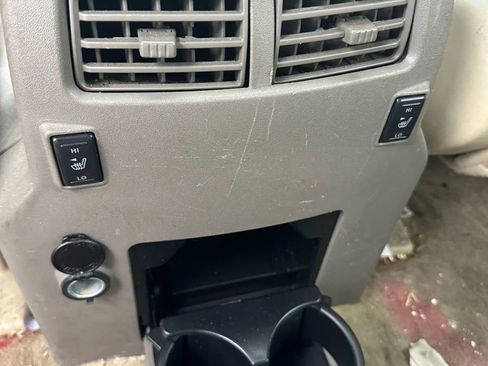 Used 2009 INFINITI QX56 4WD w/ Technology Pkg image 14