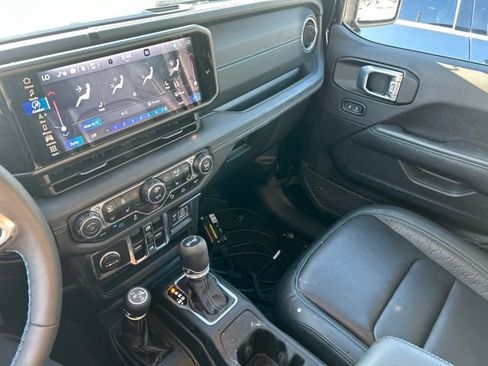 Used 2024 Jeep Wrangler High Altitude AWD/4WD image 11