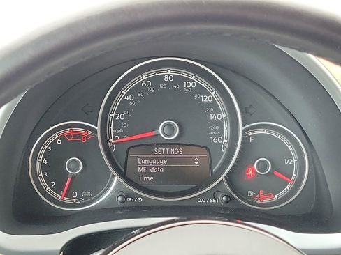 Used 2019 Volkswagen Beetle 2.0T Final Edition SEL image 34