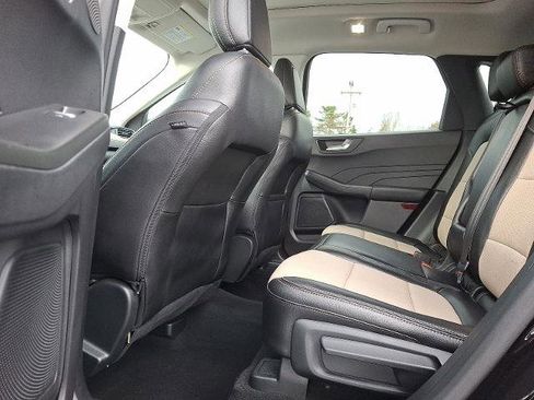 Certified 2021 Ford Escape Titanium w/ Titanium Elite Package image 11