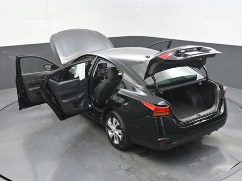 Certified 2025 Nissan Altima 2.5 S FWD image 44