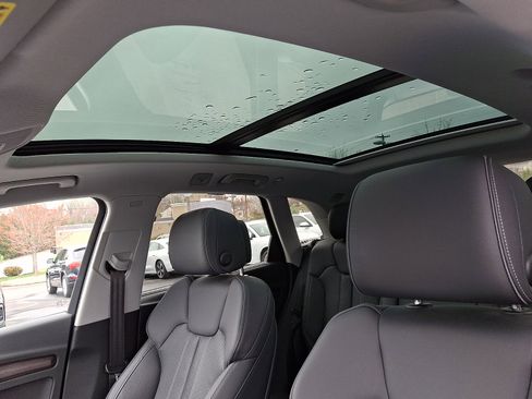 Certified 2022 Audi Q5 2.0T Prestige AWD/4WD image 14