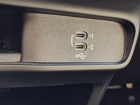 Used 2026 Chrysler Pacifica Select FWD image 27