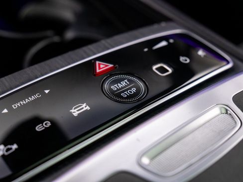 Used 2023 Mercedes-Benz EQS 580 4MATIC SUV image 23