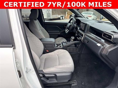 Used 2024 Toyota Tacoma SR5 image 9