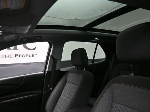 Used 2023 Chevrolet Equinox LT FWD image 17