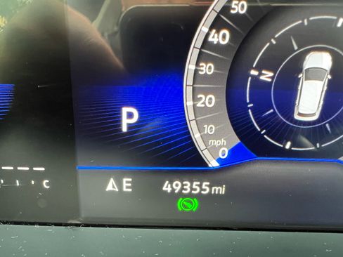 Used 2024 Volkswagen Tiguan SE image 18