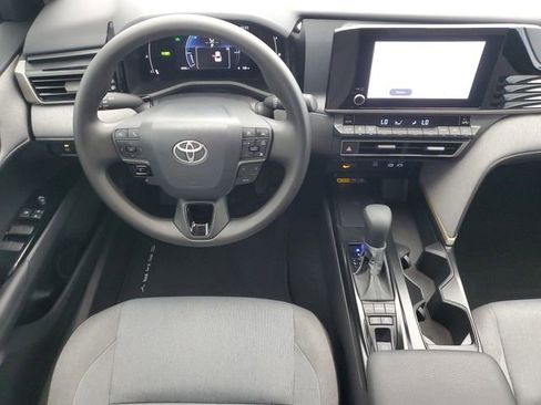Used 2026 Toyota Camry LE image 17