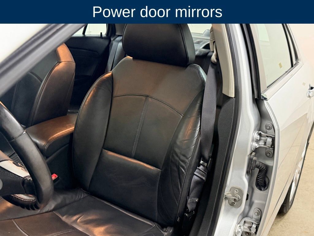 Used 2011 Chevrolet Malibu LTZ w/ HFV6 Engine Package FWD image 33