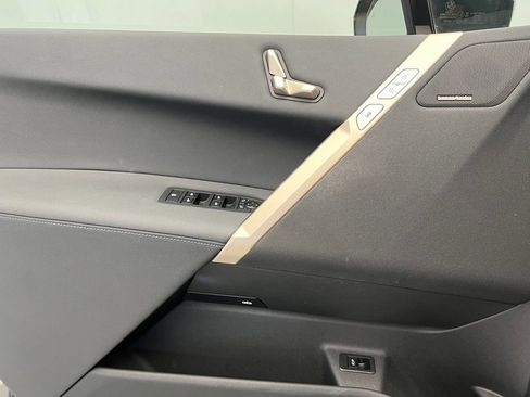 Certified 2024 BMW iX xDrive50 AWD/4WD image 19