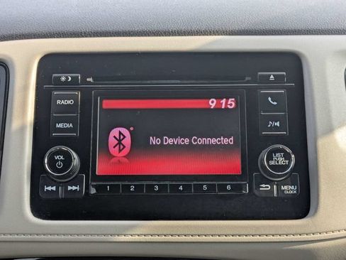 Used 2019 Honda HR-V LX image 17