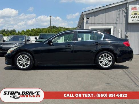 Used 2013 INFINITI G37 x Sedan w/ Premium Pkg AWD/4WD image 2