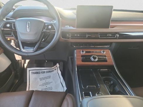 Used 2024 Lincoln Aviator Reserve w/ Equipment Group 201A image 14