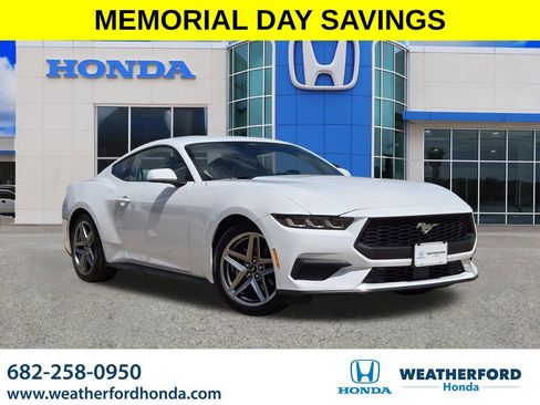 Used 2024 Ford Mustang Premium RWD image 1