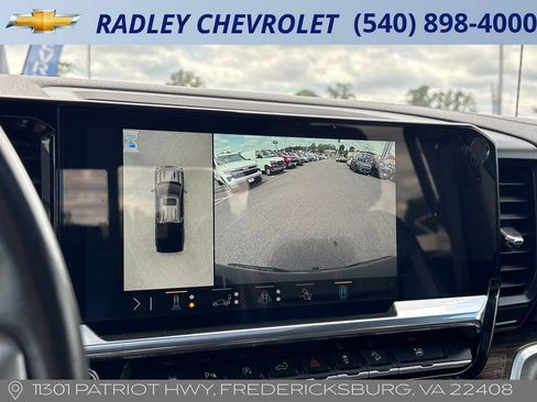 Used 2022 Chevrolet Silverado 1500 RST AWD/4WD image 9