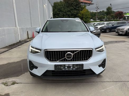 Used 2024 Volvo XC40 B5 Ultimate w/ Protection Package Premier AWD/4WD image 6
