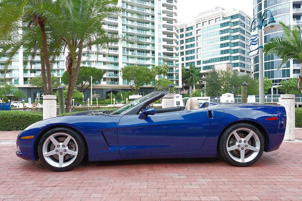 Used 2005 Chevrolet Corvette Convertible w/ Preferred Equipment Group RWD image 14