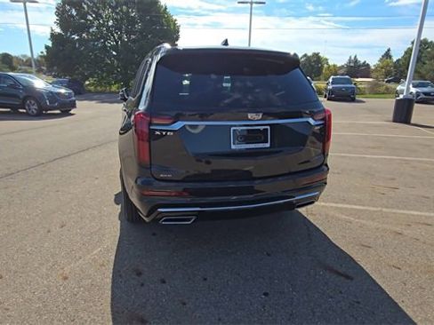 Certified 2024 Cadillac XT6 Luxury image 7
